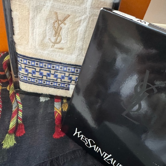 Celine Cream and Pink Casual Socks Set - Picture 6 of 11